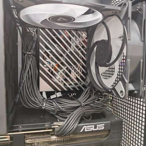 ITX 9800X3D + RTX 5080 ASRock B850I Corsair 32GB 三星 990 Pro 2T ASUS PRIME 5080