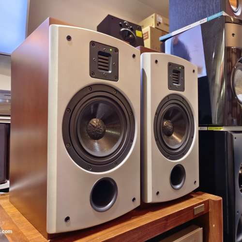 ADAM A.R.T. Compact Active