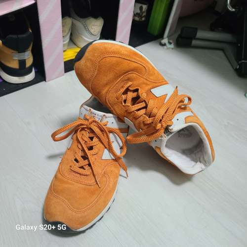 極罕有燈色9號半 New Balance 九成新