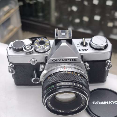 OLYMPUS M-1 + 50MM F1.8 95% NEW