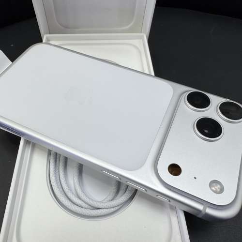 99%New iPhone 17 Pro Max 1TB 銀色 香港行貨 蘋果保養到2026年11月17日 電池100% ...
