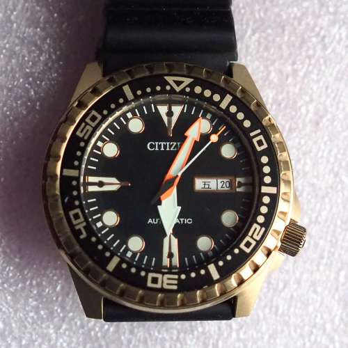 CITIZEN MEN'S AUTOMATIC SPORT WATCH 8200-S108331 (NH8383)