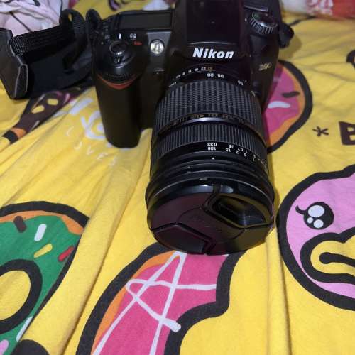 Nikon D90