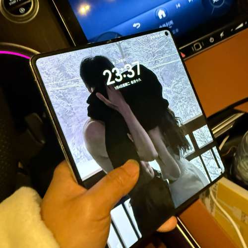 華為mateX5 99新