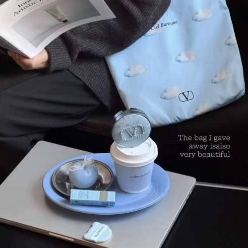 Valentino 限定雲朵☁️tote bag