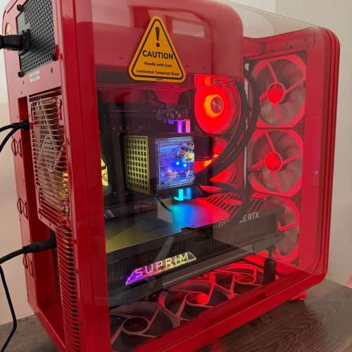 Asus Z890 ProArt ,Core Ultra 265K,HYTE X50 ATX 機箱 - Wild Cherry 紅色