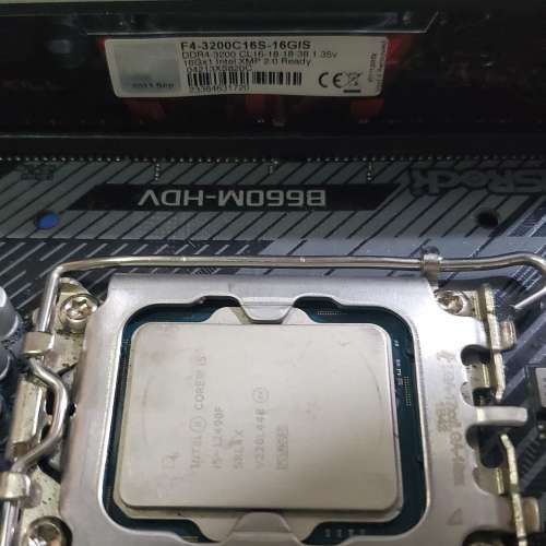Intel Core i5-12490F cpu + ASRock B660M-HDV mATX mainboard + 16GB DDR4-3200 ram