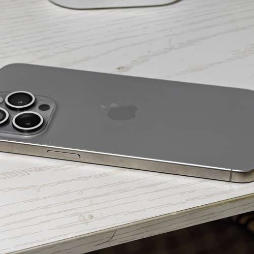 iphone 15 pro max 256gb 鈦原色港行 90% 電