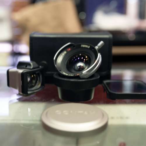 Contax Hologon 8/16 T* lens (Leica M)