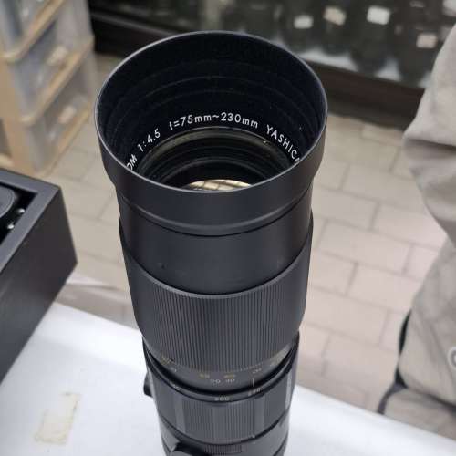 YASHICA YASHINON 75-230MM F4.5 M42   YASHICA YASHINON 90-190MM F5.8 M42 MOUNT