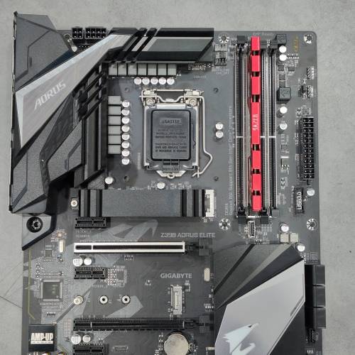 雜牌DDR4 16G 3200 + Gigabyte Z390 Aorus Elite