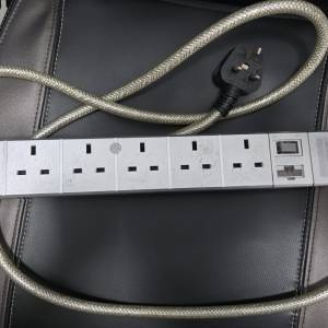 MS Audio 英式六位濾波電源排插