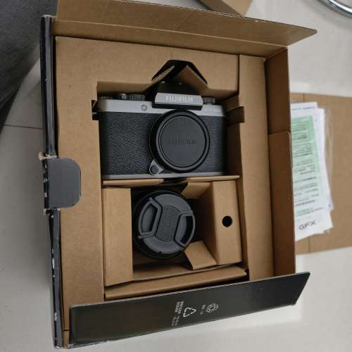 Fujifilm X-T100 + 15-45 一套