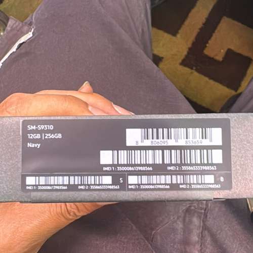 Brand new Samsung Galaxy S25