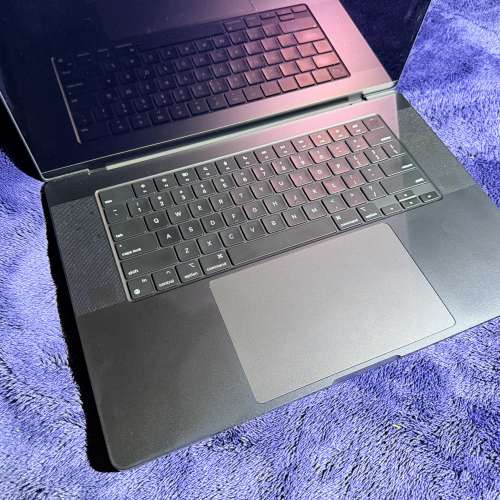 超新淨高配MacBook Pro 16-inch M3 Max 16 Core CPU 40 Core GPU 64GB Ram 2TB SSD