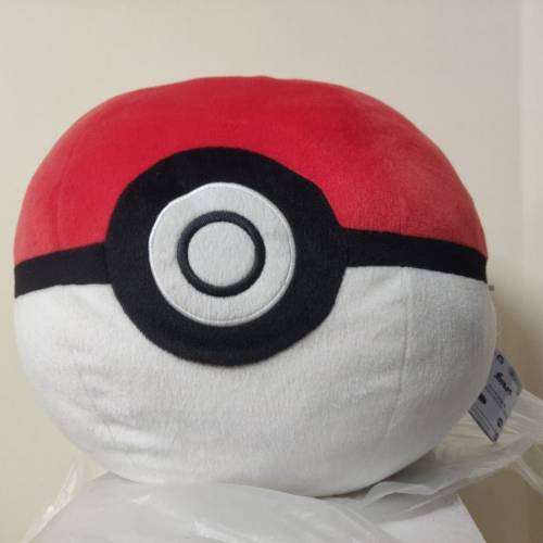 pokeball 精靈球 公仔30cm