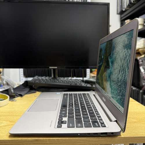 ASUS ZenBook U3000UA (Core i5 | i7 / 13.3" 全高清 / 🔋全新電池 / Win 11 / 永...