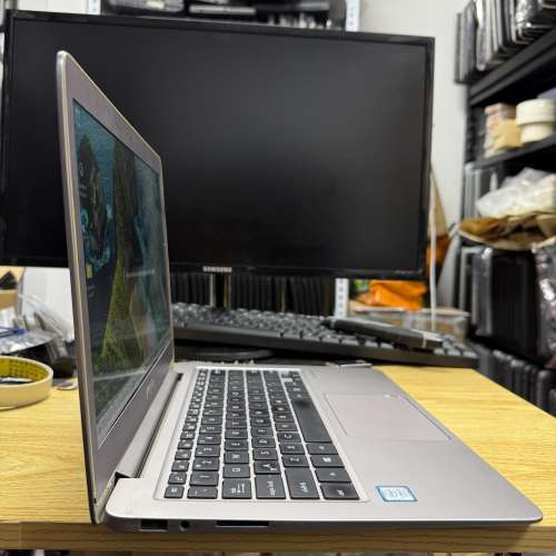 ASUS ZenBook U3000UA (Core i5 | i7 / 13.3" 全高清 / 🔋全新電池 / Win 11 / 永...