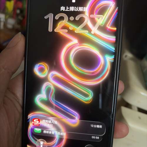 iPhone 16E（白色）