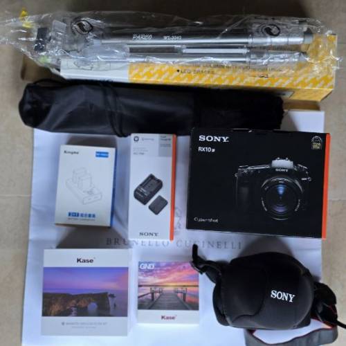 出售 Sony RX10 IV 相機套裝 送全新配件