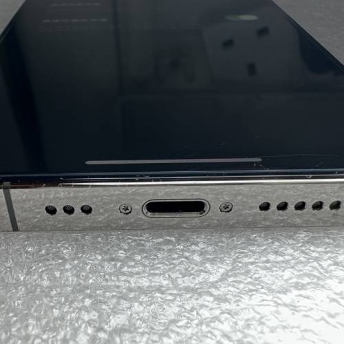 iPhone 13 Pro 午夜暗色 黑色 低版本 iOS16 巨魔 trollstore jailbreak (not 14 15...
