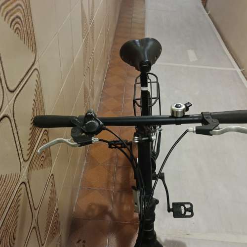 20 吋  藍黑色 Trinx 單車
