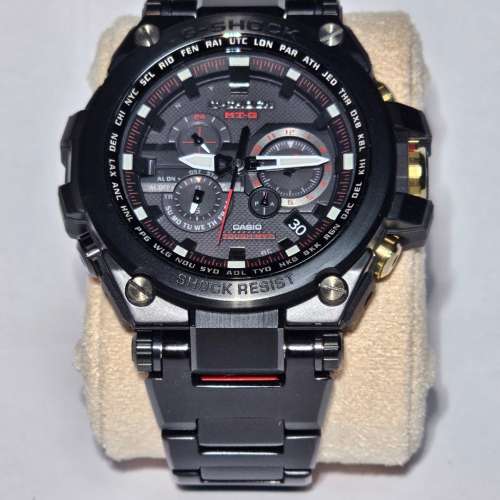 G SHOCK MTG-S1030BD-1A (30週年 Red Sun)