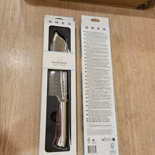 出售: 全新現貨.惠康 SMEG 三德刀 18厘米, Santoku Knife 18cm，惠康印花 換購的 不...