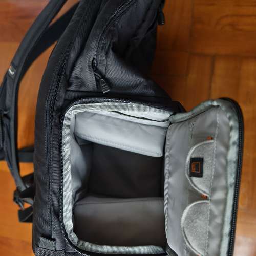 Lowepro Fastpack 250 (已成交)