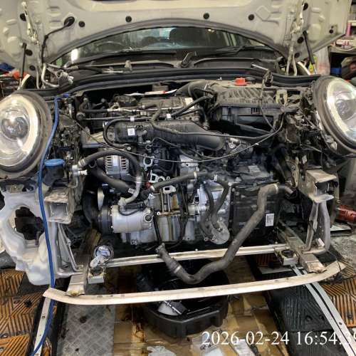 Mini Cooper 迷你  修理發動機 漏水,冷卻液漏油