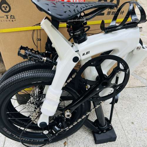 靚價  M把 珍珠白色 Lidrop 一叮點 pro版 H01 5速16吋碟剎碳纖維折叠車 送水架前後...