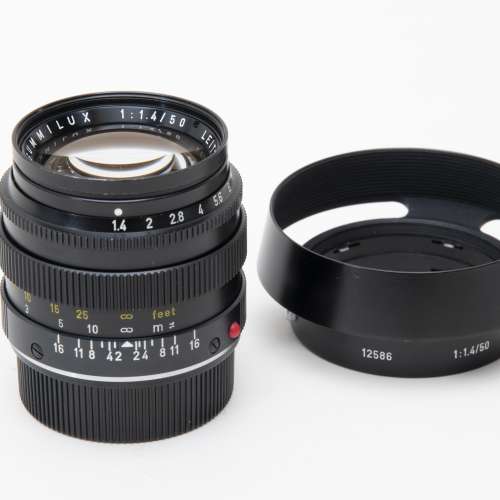 Leica Summilux 50mm f/1.4 M Lens