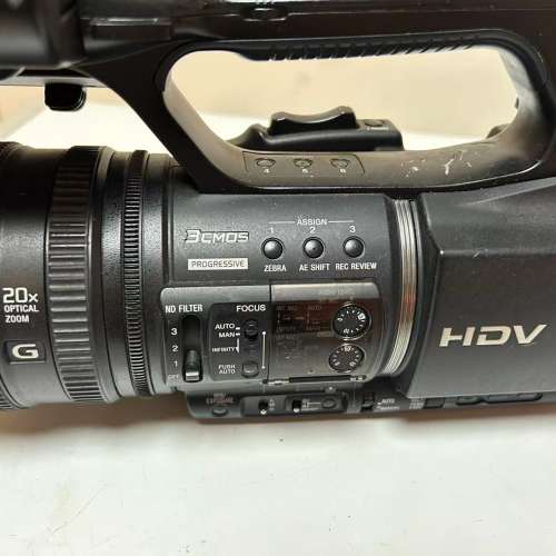 SONY HVR-Z5P專業3 CMOS高清DV攝錄機（HVR-MRC1記錄器選購）
