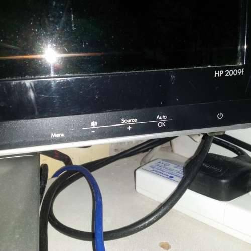 HP 20吋顯示器