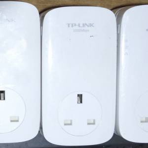 TP-Link AV1300 2隻 / 1000Mbps 1 隻, HOMEPLUG 共3隻