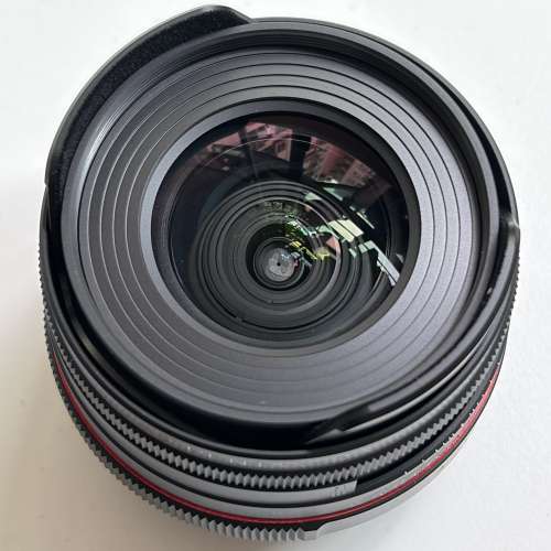 Pentax HD DA 15mm f4 AL and HD 77mm f1.8 silver