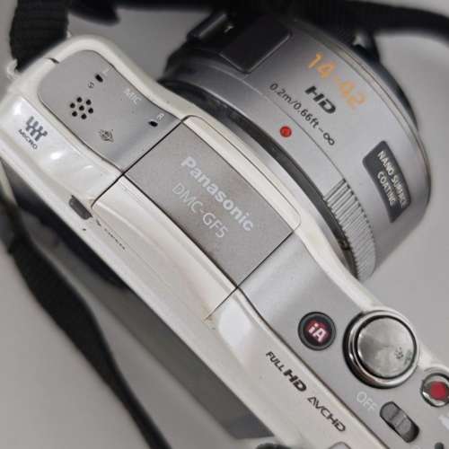 二手 Panasonic Lumix digi camera GF 5 可換鏡頭相機14-42mm 連新充電器2粒原廠1副...