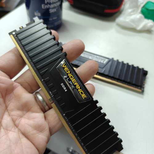 Corsair Vengeance LPX DDR4 3200 C16 32GB (2 X 16GB)