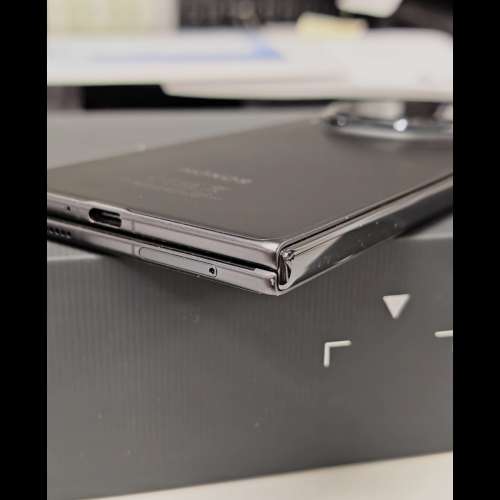 HONOR Magic V3，12GB/512GB/黑色，港行有保至10月