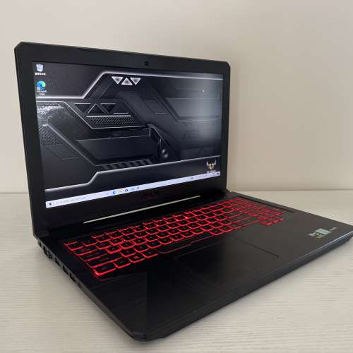 Asus tuf電競筆電 i7 8750h/8g ram/128m2 ssd+1tb hhd/GTX1050to/1920x1080p）