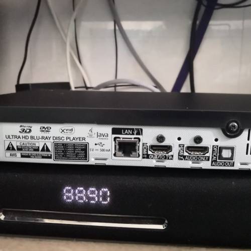 LG UBK-90 4K HDR UHD 藍光机(機身有90%新100%全正常,靚仔小用)