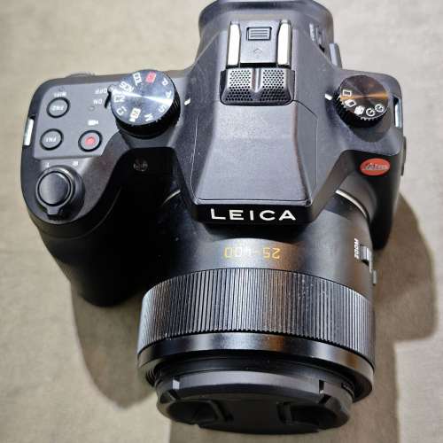 leica V-lux typ 114 徠卡 VLUX TYP114 90%-95%NEW  1 電一充 手繩 冇罩 功能正常