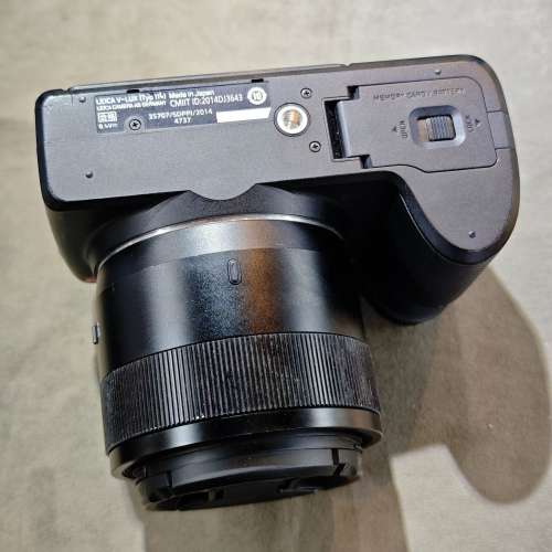leica V-lux typ 114 徠卡 VLUX TYP114 90%-95%NEW  1 電一充 手繩 冇罩 功能正常