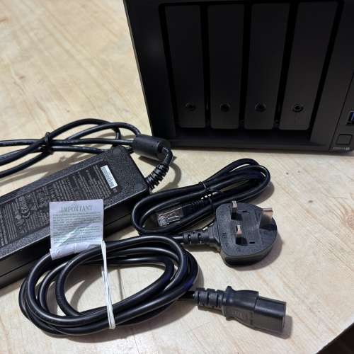 Synology DS918+ 4-Bays / 16G Ram NAS