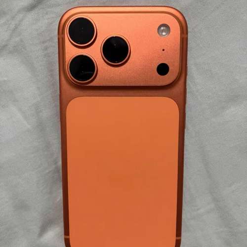 iPhone 17 pro 橙色
