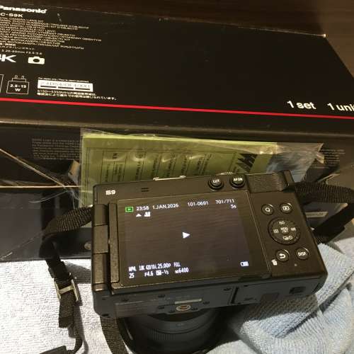 Panasonic LUMIX DCS9 全篇幅無反相機 連lumix 20-60mm 鏡全套行機