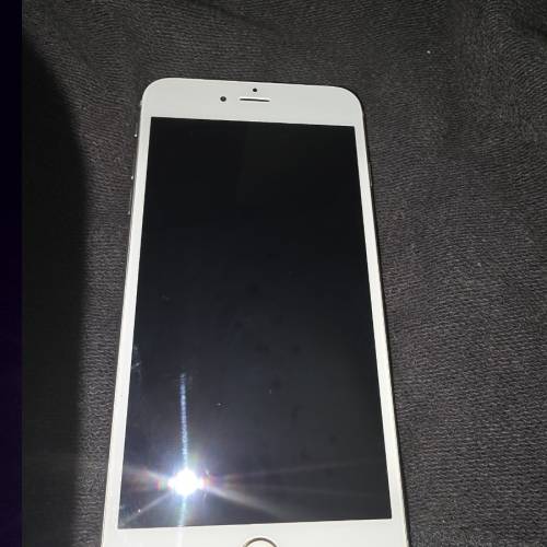 iphone 6s plus 64G(黑屏)