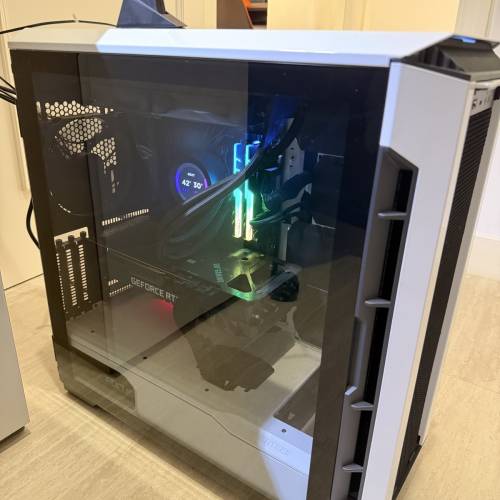 Asus RTX3080TI R7 5800X 32GB 3TB 白色 電競電腦主機