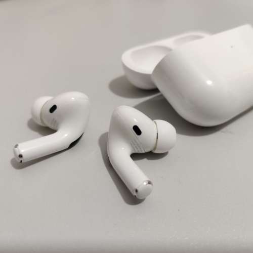 AirPods Pro 第一代（入耳式）