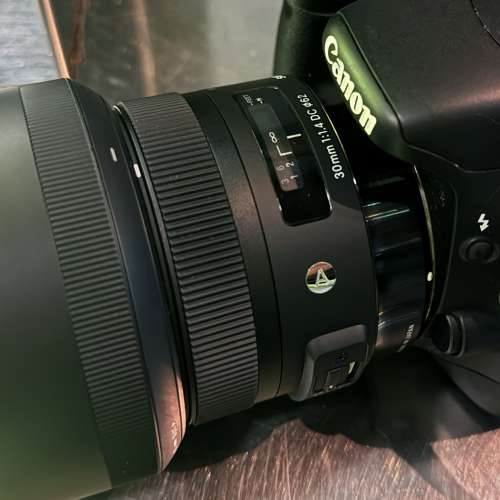 Sigma 30mm F1.4 DC Art EF-Mount